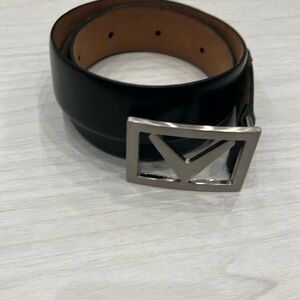 Black V belt for men
